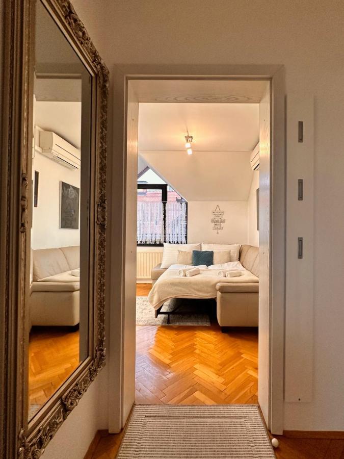 Charming City Loft Apartment Любляна Екстер'єр фото